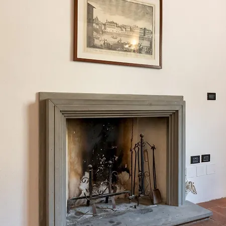 Pilastri 35 *