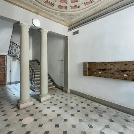 Apartment Pilastri 35 Florence